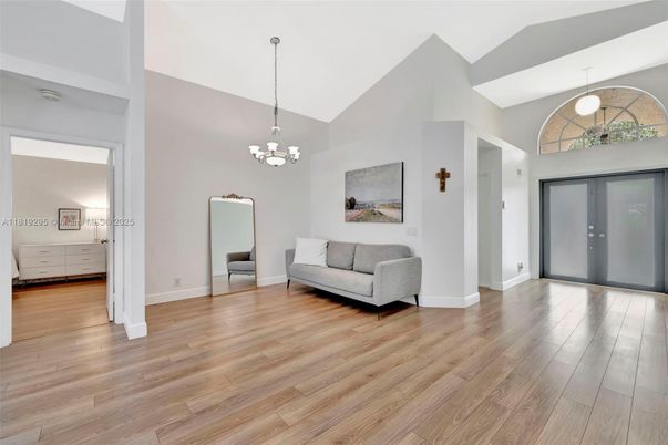 Chandelier, Empty room, Interior, Wood Texture Flooring