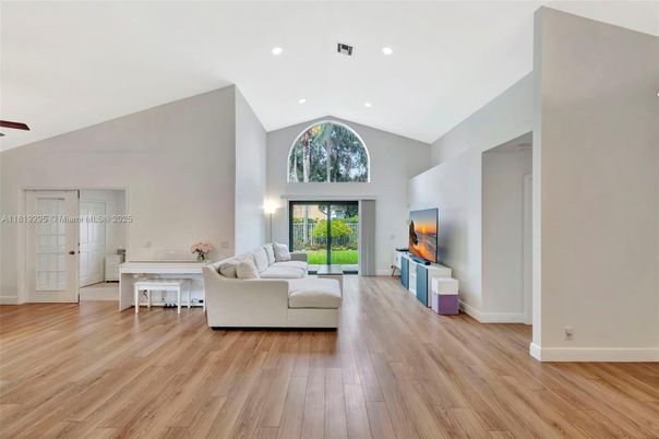Interior, Living room, Recessed Lighting, Wood Texture Flooring