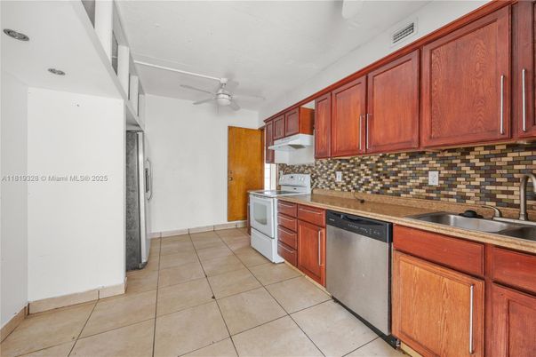 Interior, Kitchen