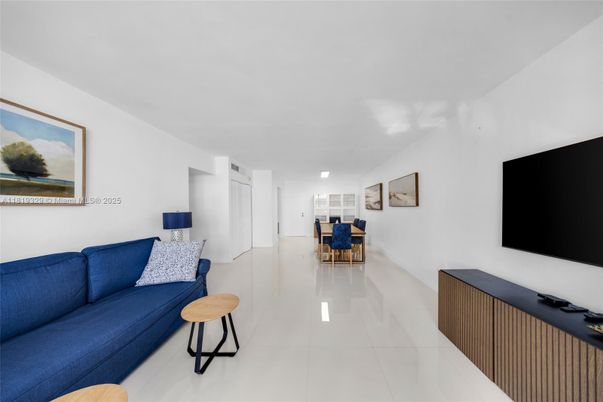 Dining room, Interior