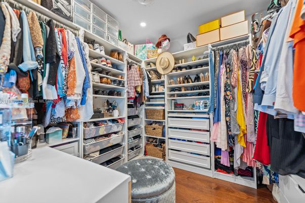 Interior, Recessed Lighting, Walk-in Closets, Wood Texture Flooring