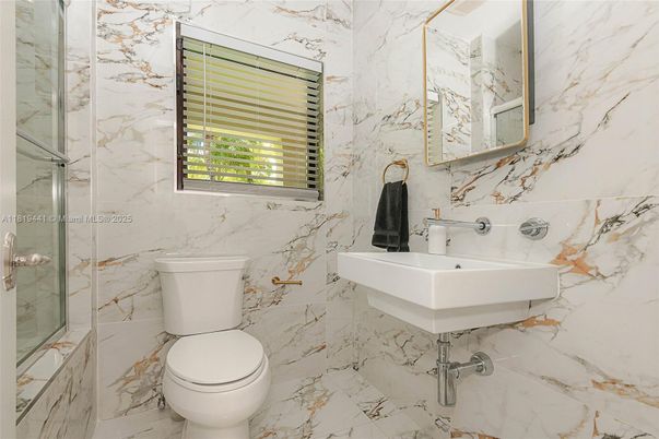Bathroom, Interior, Marble, Marble Walls