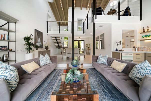 Dining room, Interior, Living room, Recessed Lighting, Wooden Beams, Wooden Ceilings