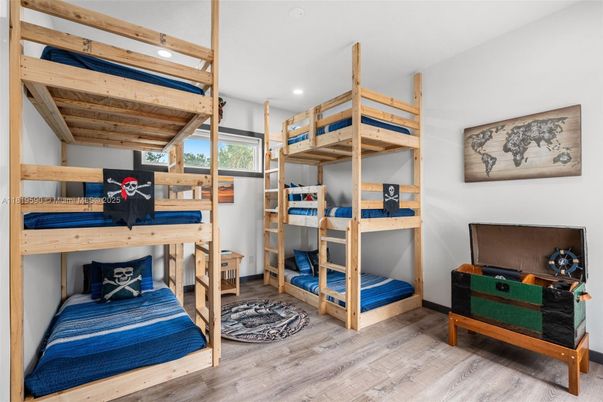 Bedroom, Interior, Recessed Lighting, Wooden Beams, Wooden Ceilings, Wood Texture Flooring