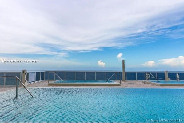 Exterior, Pool, Water