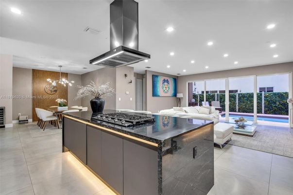 Dining room, Interior, Kitchen, Living room, Pendant Lights, Recessed Lighting