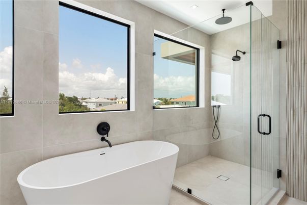 Bathroom, Free Standing Baths, Glass Shower, Interior, Recessed Lighting