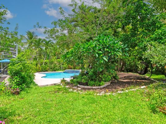 Backyard, Exterior, Pool