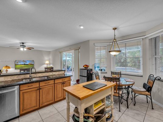 Dining room, Interior, Kitchen, Pendant Lights, Recessed Lighting