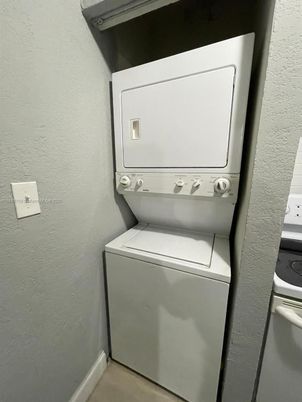 Interior, Utility Closets, Washer