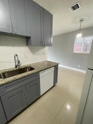 Interior, Kitchen, Pendant Lights