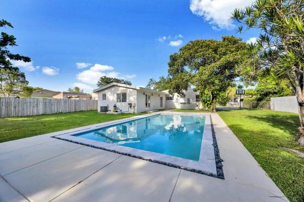 Backyard, Exterior, Pool