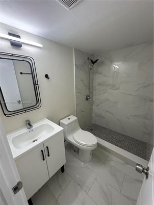 Bathroom, Interior, Marble, Marble Walls