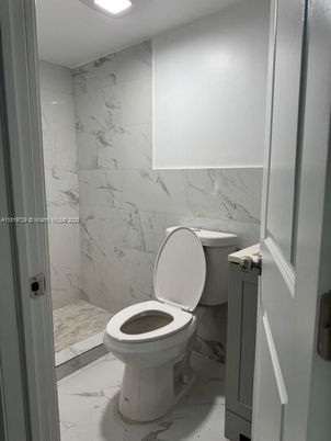 Bathroom, Interior, Marble, Marble Walls