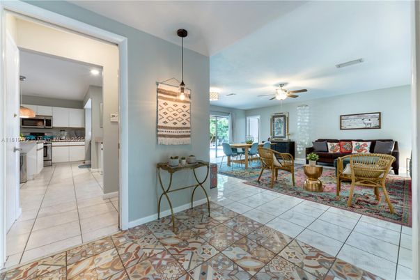 Dining room, Interior, Kitchen, Living room, Pendant Lights, Stainless Steel Appliances