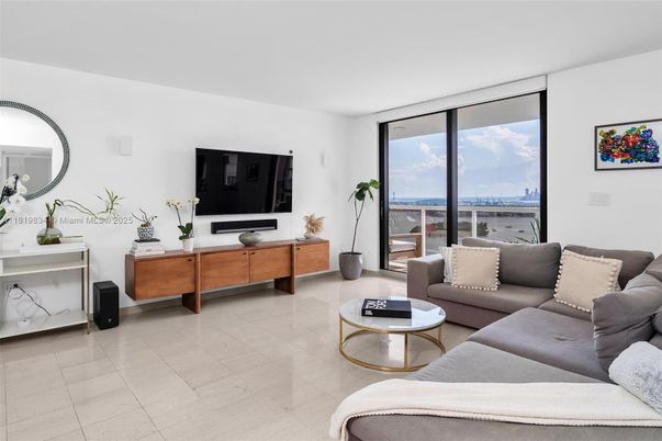 Interior, Living room, Water