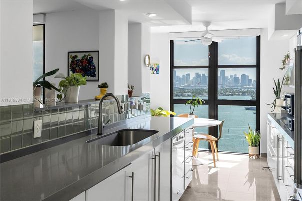 Interior, Kitchen, Recessed Lighting, Stainless Steel Appliances, Water