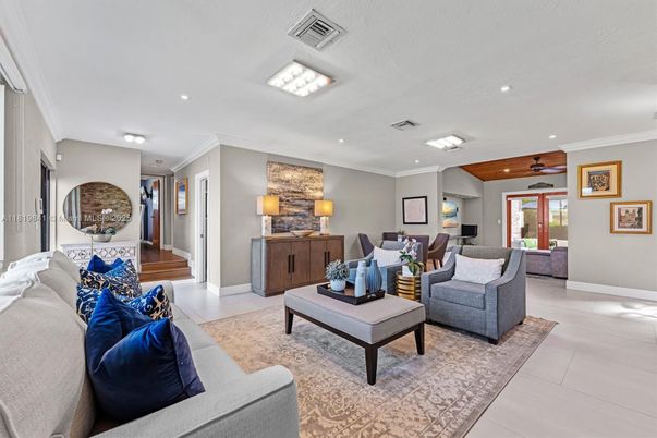 Dining room, Interior, Living room, Recessed Lighting