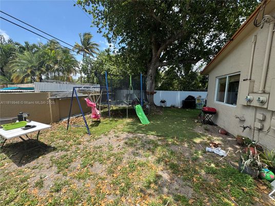 Backyard, Exterior, Playground