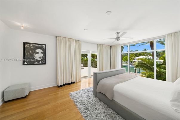 Bedroom, Interior, Water, Wood Texture Flooring