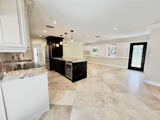 Interior, Kitchen, Pendant Lights, Recessed Lighting