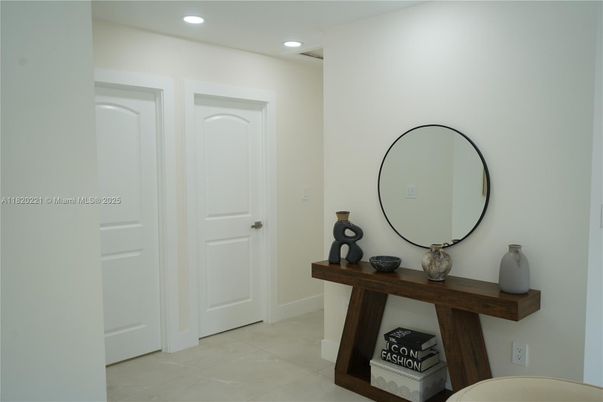 Interior, Recessed Lighting