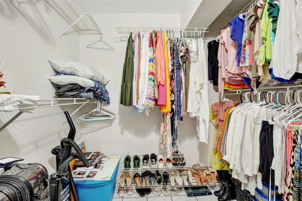 Interior, Walk-in Closets