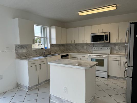 Interior, Kitchen, Marble Walls