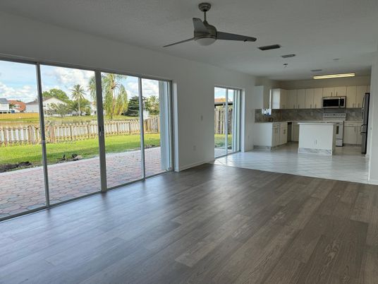 Empty room, Interior, Kitchen, Wood Texture Flooring