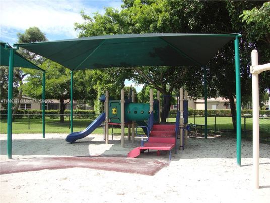 Backyard, Exterior, Playground