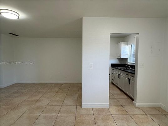 Empty room, Interior, Kitchen