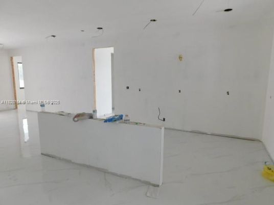 Interior, Marble