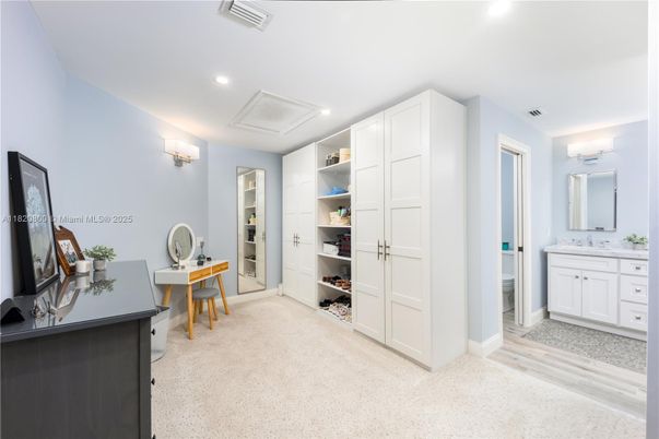 Bathroom, Interior, Recessed Lighting