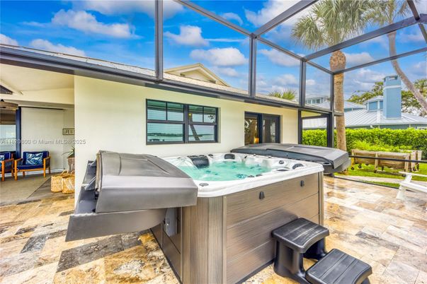 Glass Ceilings, Hot Tub, Interior, Sun Room