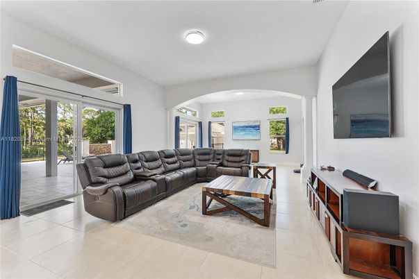 Interior, Kitchen, Living room, Pendant Lights, Recessed Lighting