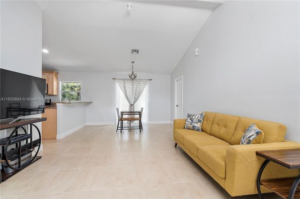 Chandelier, Dining room, Interior, Kitchen, Recessed Lighting