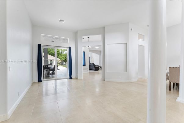 Dining room, Interior, Pendant Lights
