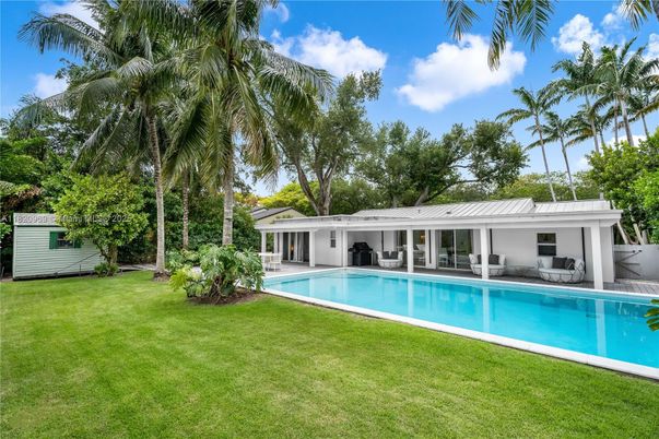 Backyard, Exterior, Pool
