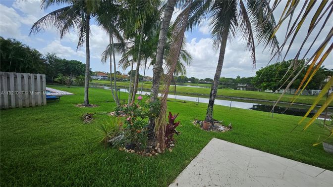 Backyard, Exterior, Water