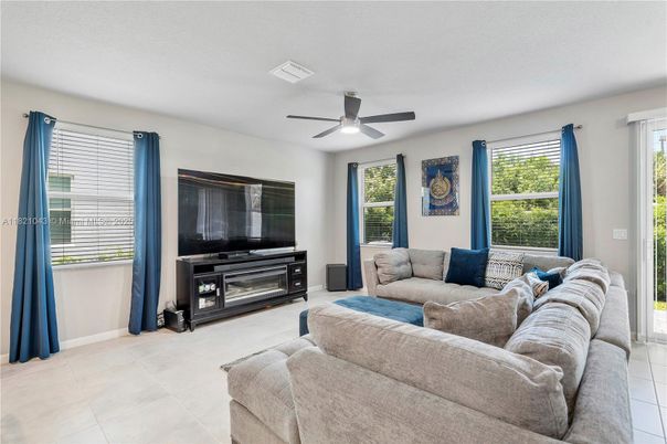 Dining room, Interior, Kitchen, Living room, Recessed Lighting, Stainless Steel Appliances