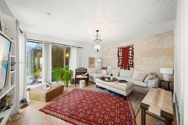 Interior, Living room, Pendant Lights, Wood Texture Flooring