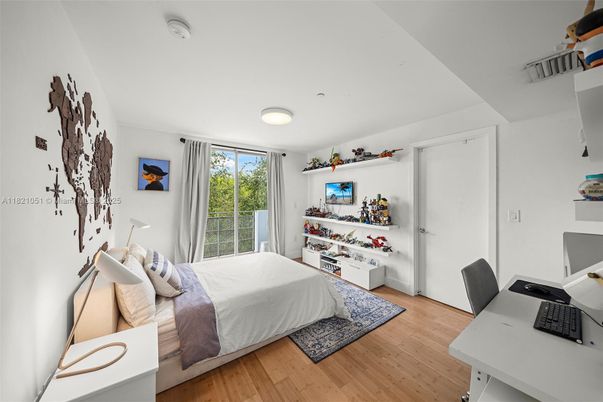 Bedroom, Home Office, Interior, Wood Texture Flooring