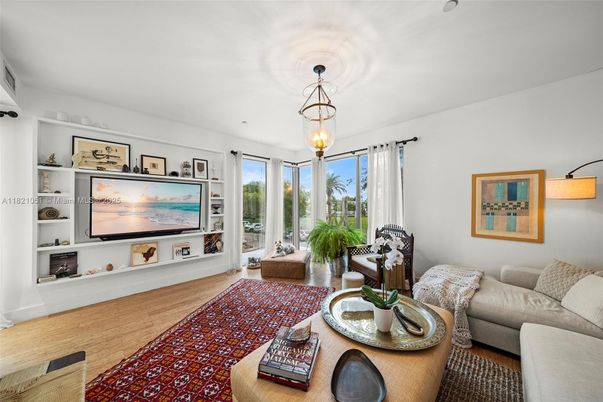 Interior, Living room, Pendant Lights, Wood Texture Flooring