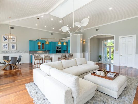 Dining room, Interior, Kitchen, Living room, Pendant Lights, Recessed Lighting, Wood Texture Flooring