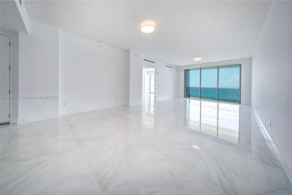 Empty room, Interior, Marble, Water