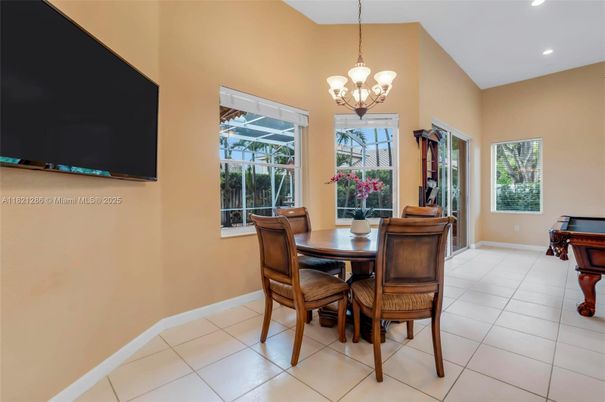 Chandelier, Dining room, Interior, Recessed Lighting