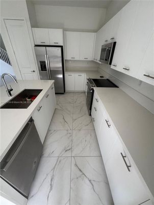 Interior, Kitchen, Marble, Stainless Steel Appliances