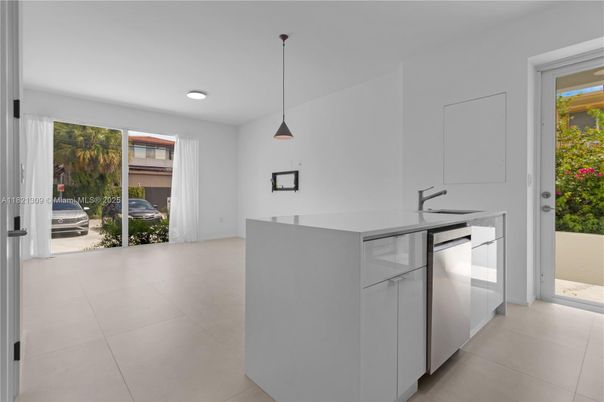 Interior, Kitchen, Pendant Lights, Recessed Lighting