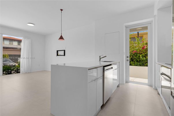Interior, Kitchen, Pendant Lights, Recessed Lighting