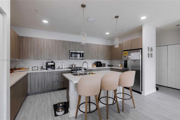 Interior, Kitchen, Pendant Lights, Recessed Lighting, Stainless Steel Appliances